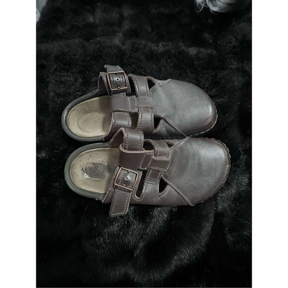 Birkenstock Tatami Clog Mens Brown Leather Two Strap  Size 7 Distressed - Picture 1 of 6